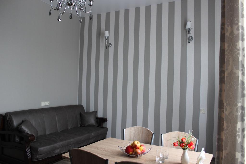 Barin House Hotel Szumi Kültér fotó