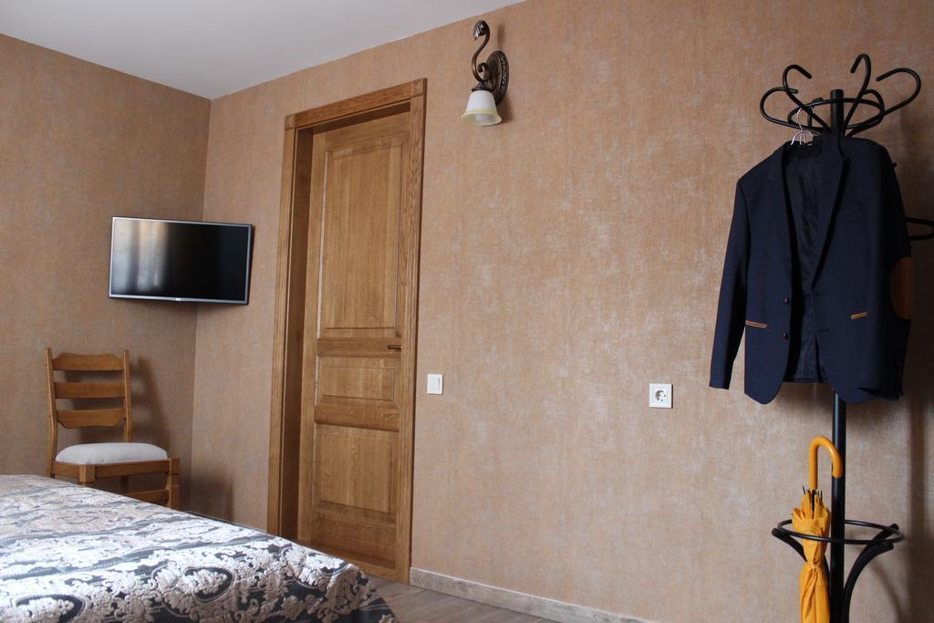 Barin House Hotel Szumi Kültér fotó