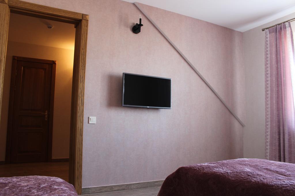 Barin House Hotel Szumi Kültér fotó